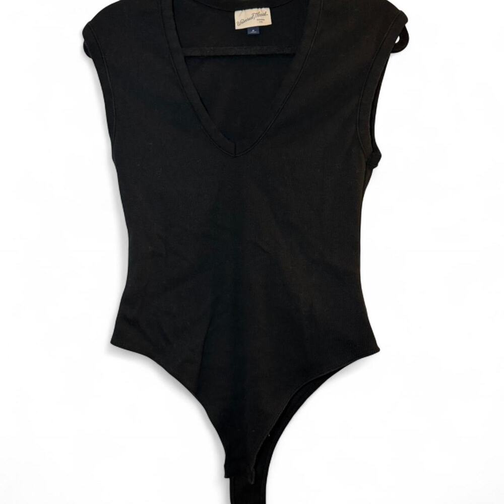 Universal Thread Bodysuit Black Medium Padded Shoulder Ribbed V-Neck Work Office